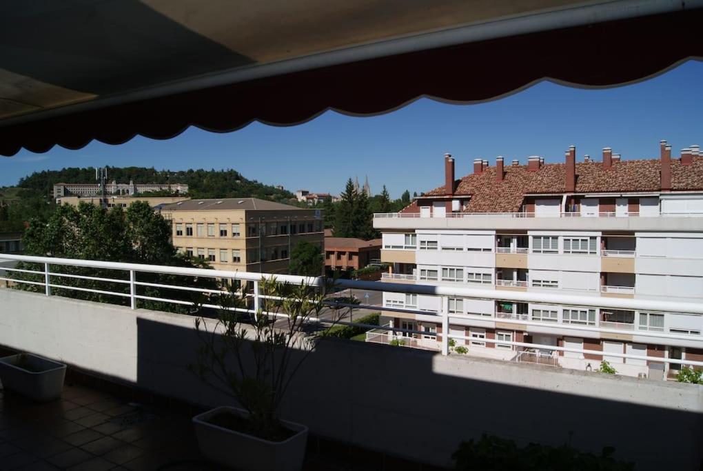 Apartamento Con Gran Terraza Y Vistas A La Catedral. Burgos Luaran gambar